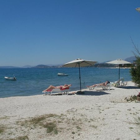 Beach Apartments Toni Podstrana Kültér fotó