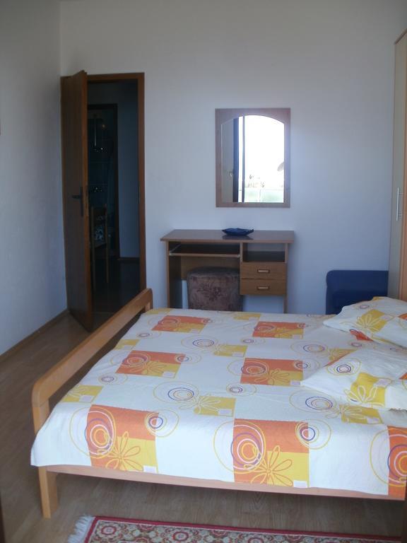 Beach Apartments Toni Podstrana Szoba fotó
