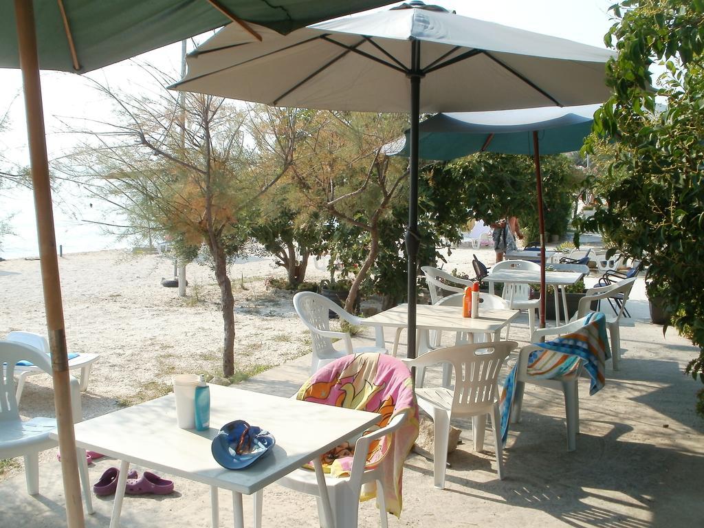 Beach Apartments Toni Podstrana Szoba fotó